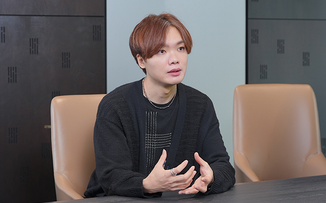 堤博明さん(ギター)