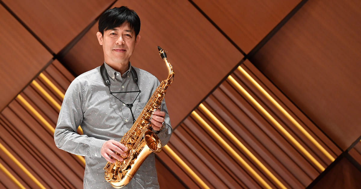 優待チケット】作曲家に新作を委嘱することでサクソフォンの 
