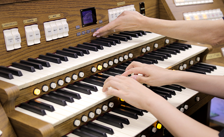 天上の響きを自宅で楽しめるとしたら！？進化するオルガンの魅力を