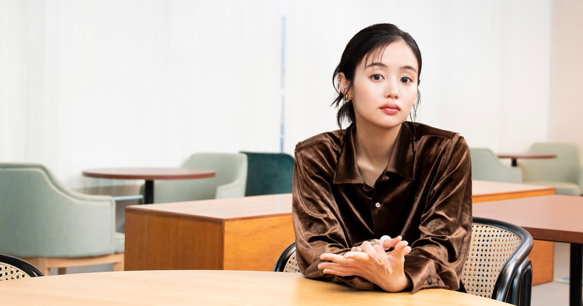 逆境をギフトに、歌声とともに歩んだ10年。さらなる一歩を軽やかに