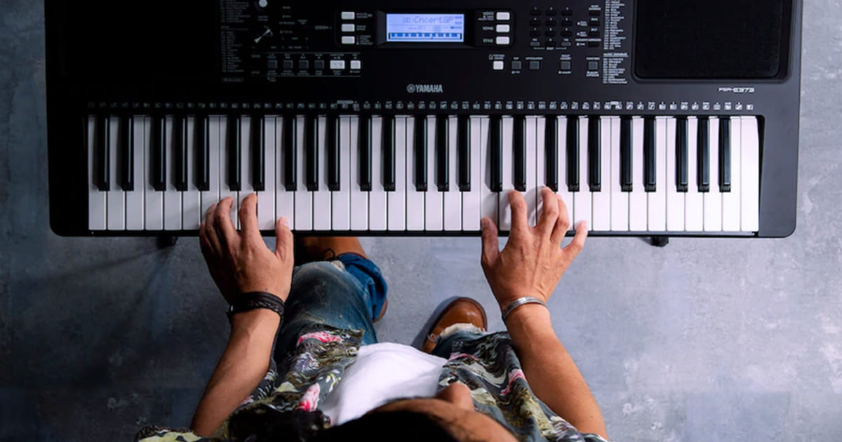 演奏から練習までのニーズに十二分に応える電子キーボード「PSR-E373