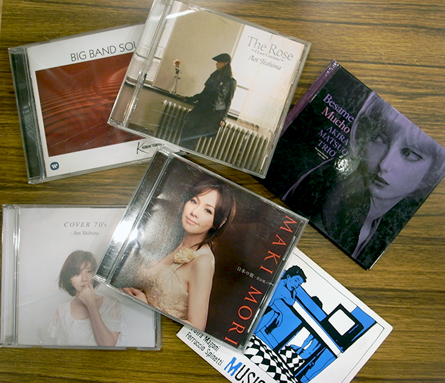 今回の試聴で聴かせていただいたCD。音の良し悪しを判断しやすいよう小編成のものが多かったです。