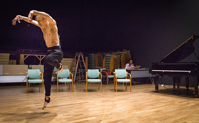 舞・飛天遊（まい・ひてんゆう）森山開次