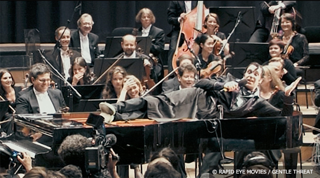 黙ってピアノを弾いてくれ