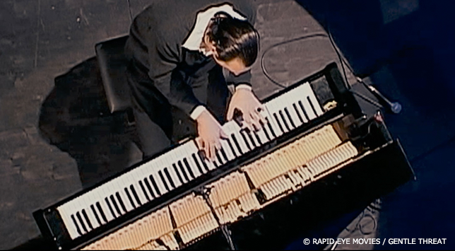 黙ってピアノを弾いてくれ