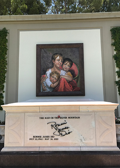 ロニー・ジェイムズ・ディオ