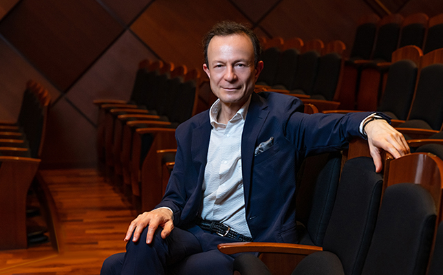 イリヤ・イーティン