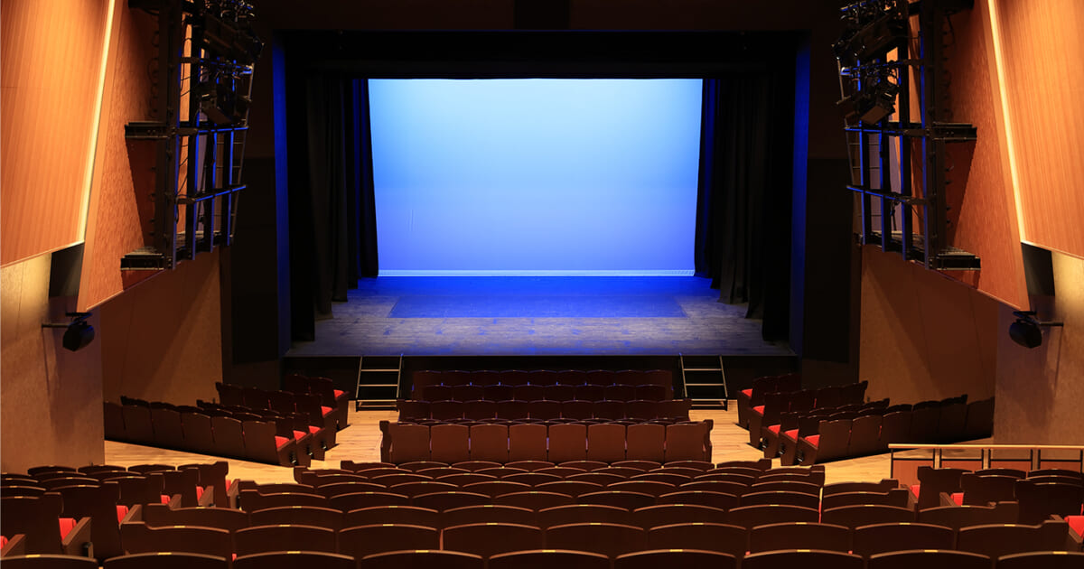 メニコン シアターAoi