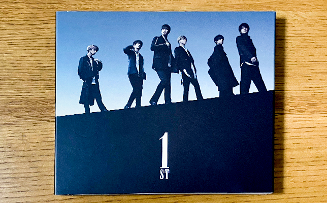SixTONES「1ST」（2021年、ソニー）