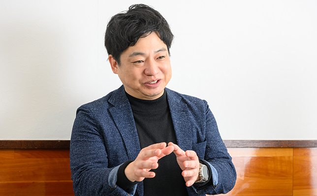 チーフプロデューサーの佐藤淳一さん