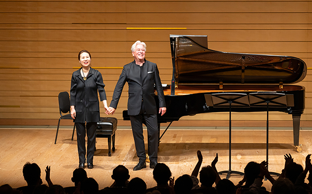 ホーカン・ハーデンベルガー カーテンコール