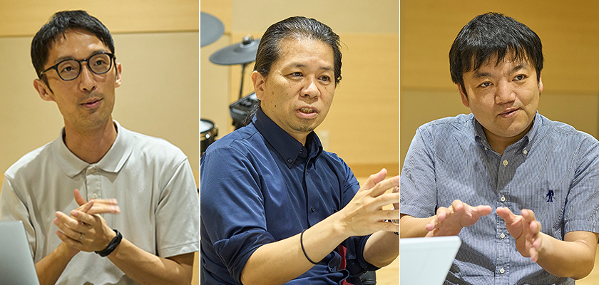インタビュー中の写真:マーケティング担当の楠講平さん、企画担当の竹久英昭さん、開発担当の原田敬三さん